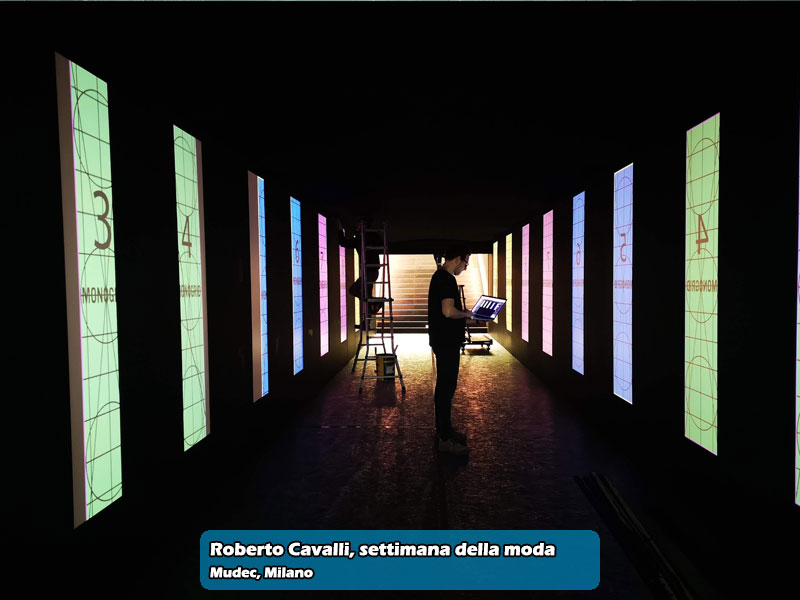 Proiezione immersiva di Roberto Cavalli al Mudec